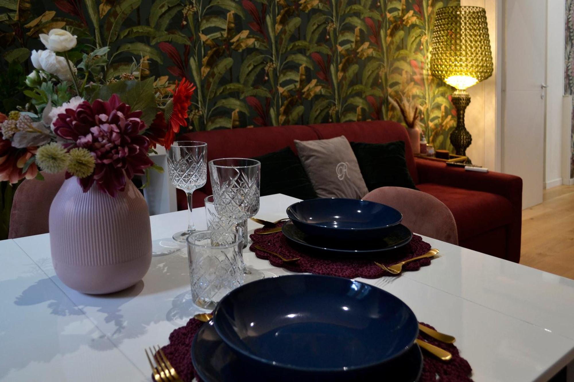 Peony House - 10 Min Duomo Apartment มิลาน ภายนอก รูปภาพ