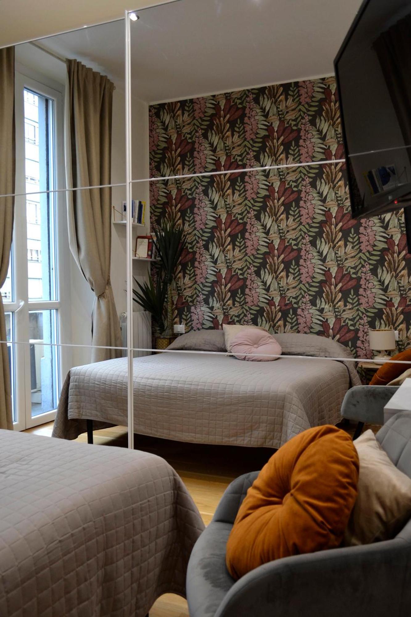 Peony House - 10 Min Duomo Apartment มิลาน ภายนอก รูปภาพ